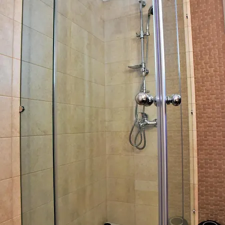 Ostria Adamantas (Milos)