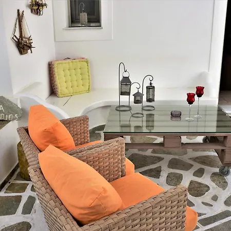 Ostria Studios Adamantas (Milos)