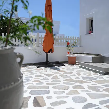 Hotel apartamentowy Ostria Adamantas (Milos)