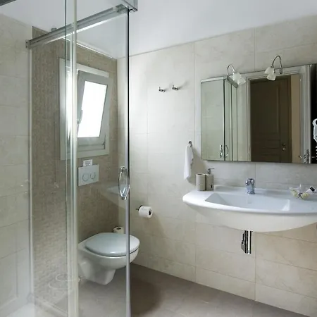 Ostria Aparthotel 4*