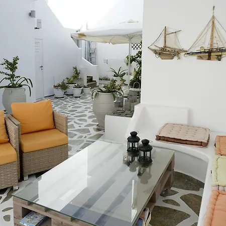 Ostria Apart Otel Adamantas (Milos)