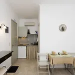 Ostria 4* Adamantas (Milos)