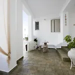 Ostria 4* Adamantas (Milos)