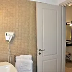 Ostria 4* Adamantas (Milos)