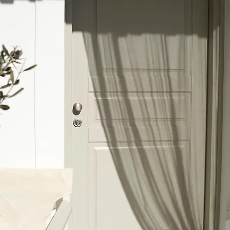 Ostria Studios Aparthotel