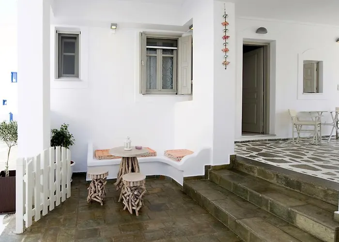 Ostria Apartmanhotel Adámasz