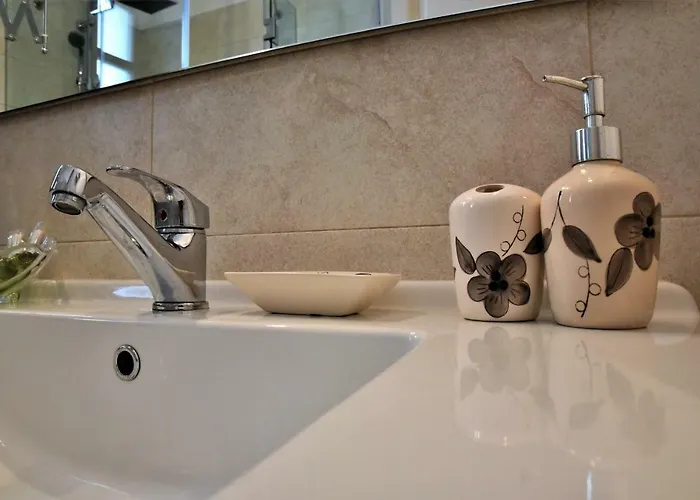 Ostria Apartmanhotel Adámasz